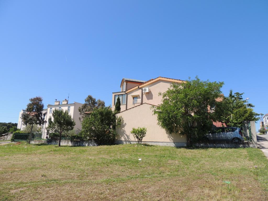 Stoja Apartment 普拉 外观 照片